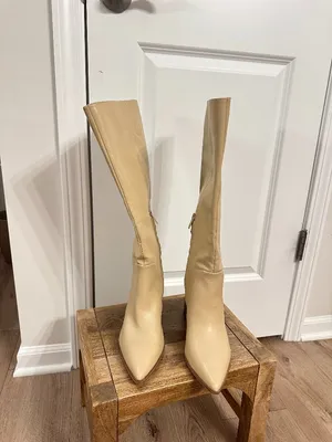 VINCE CAMUTO Lumina Pointed Toe Boot in Natural Size US 9 thumbnail 2