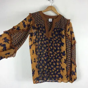Cabi Harmony Gold Navy Ruffle Floral Peasant Semi Sheer Blouse Top XS thumbnail 12