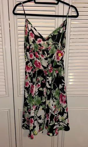 Floral Boutique Dress thumbnail 1
