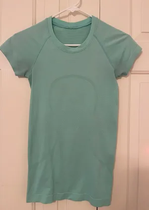 Lululemon Swiftly Tech thumbnail 1