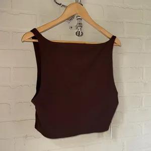 Babaton Contour Cropped Tank NEW xxl stretch coffee bean brown aritzia thumbnail 6