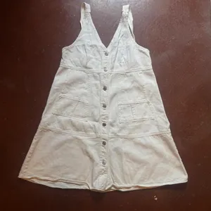 Davi & Dani White Button Front Pinafore Overall Dress Medium thumbnail 1