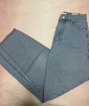 H&M Mom Jeans thumbnail 2
