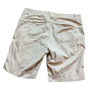 Womens Eddie Bauer Summer 2011 Khaki Chino Shorts - Sz 10 thumbnail 2