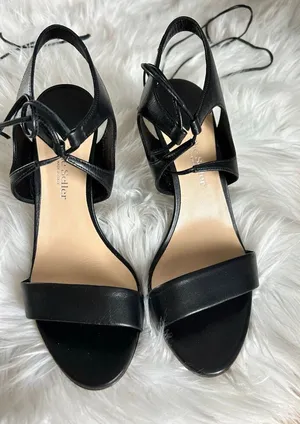 The seller vero cuoio black straps heels with long straps size 38 or 7.5 open to thumbnail 1