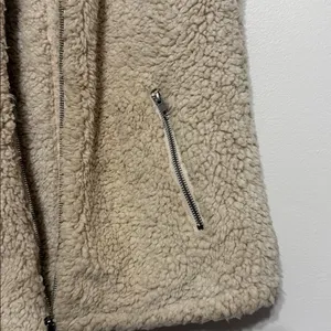 Love Tree beige Sherpa full zip cozy comfy Vest thumbnail 3
