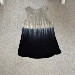 American Eagle Outfitters Soft & Sexy Gray-to-Black Ombré Lace-Up Tank thumbnail 5