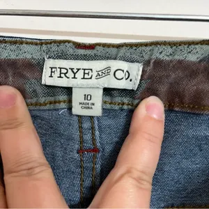 Frye and Co Women's High Rise Raw Hem Button Fly Boot Cut Jeans Size 10‎ thumbnail 7