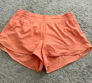 Lululemon Hotty Hot 2.5" thumbnail 1
