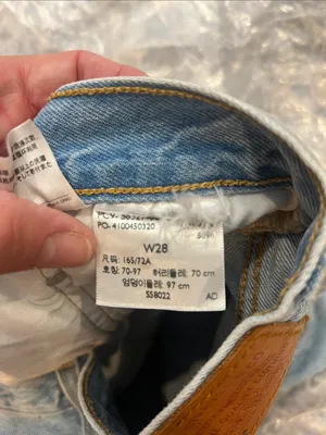 Levi's Light Blue 501 Distressed Denim Cutoff Shorts size 28. thumbnail 8