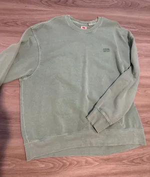 Levi’s Crewneck thumbnail 1