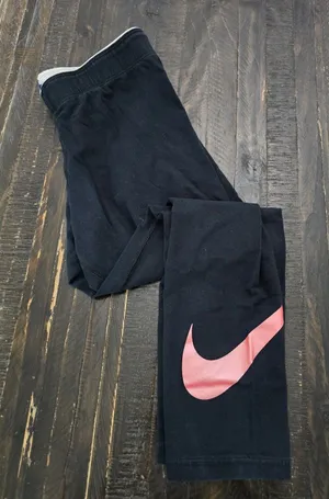 Nike Women’s Leggings Medium thumbnail 1