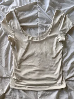 Old navy soft top cream  thumbnail 1