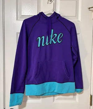 Nike Therma-Fit Hoodie thumbnail 1