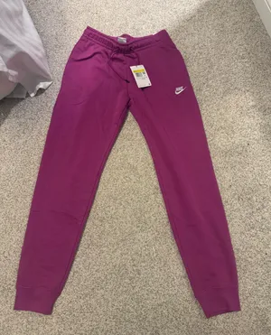 Nike Sweatpants thumbnail 1