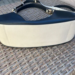 Coach Harley East West Hobo Navy Blue Ivory Leather Shoulder & Crossbody Bag thumbnail 5