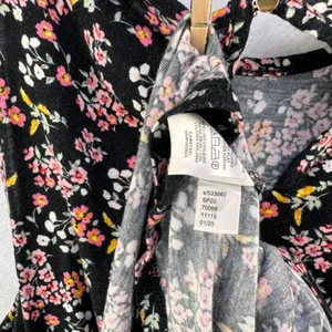 Loft Tank Top Sz M Black multicolor flowers back keyhole gold button thumbnail 7