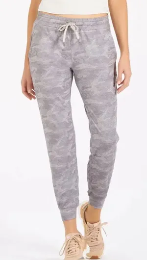 Vuori Camo Performance Joggers Small thumbnail 1