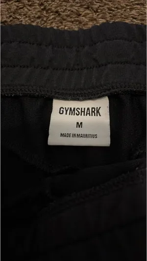 Sweats Gymshark Medium, wrong size  thumbnail 2
