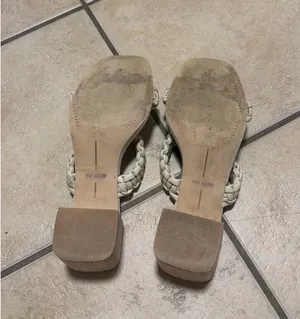 DV by Dolce Vita Heels thumbnail 4
