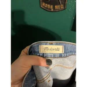 Madewell The Mid-Rise Perfect Vintage Jean Light Wash Sz 27 thumbnail 3