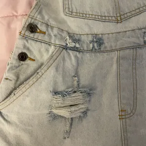 Glassons Denim light wash distressed overall shorts romper, size 8 boho casual thumbnail 9