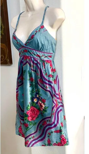 Like new summer dress with adjustable tie back waist. Sz S thumbnail 3