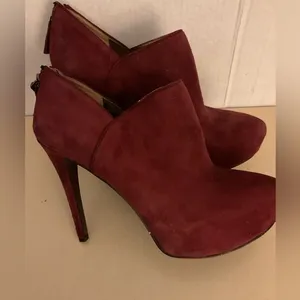 Nine West Women's Suede burgundy platform Heels vintage boots size 8 thumbnail 1