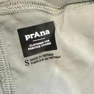 PrAna gray nylon pants size small thumbnail 2