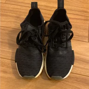 Adidas NMD Women’s Black Sneakers thumbnail 4