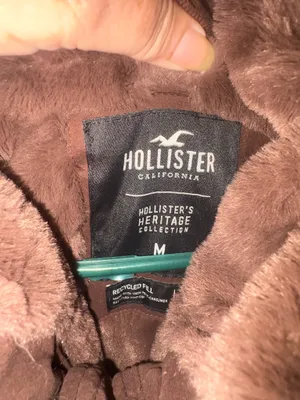 Missing Faux Fur attachment for hood. Hollister Co. Faux Fur/Teddy Lined Cozy Parka Jacket in dark brown. thumbnail 3