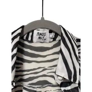 Princess Polly Zebra Print Button Down Shirt S thumbnail 3