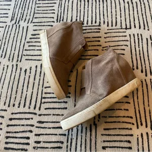 Steve Madden Flavy Taupe Suede Hidden Wedge High Top Sneakers 9 thumbnail 4