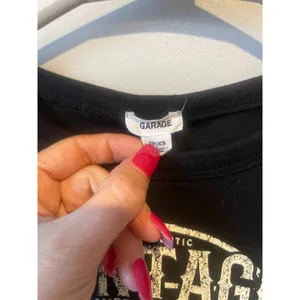 GARAGE LA California Vintage Classic Legends Motorcycle Cropped Top thumbnail 3