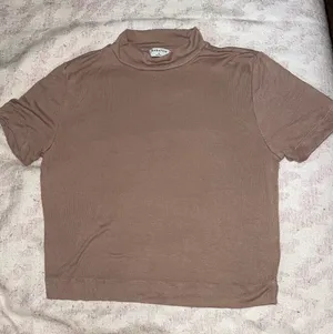 Aritzia Babaton Ribbed Mock Neck thumbnail 1