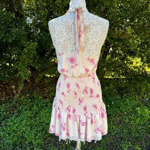 Cider Women’s Floral Halter Shirred Mini Dress‎ Peach Size M Party Cocktail thumbnail 5