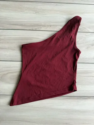 Edikted Knotted One Shoulder Asymmetric Top Maroon Small NWOT thumbnail 7