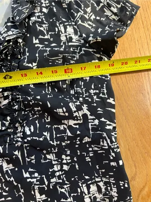 J. Crew 100% Silk‎ Abstract Print Ruffle Dress Size 8 Black White Shift thumbnail 8