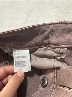 American Eagle size 14 midi denim Women’s Mauve pink Jean Shorts thumbnail 6