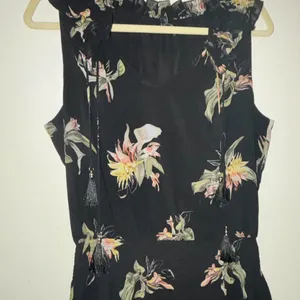 White House Black Market floral blouson tassel dress thumbnail 3