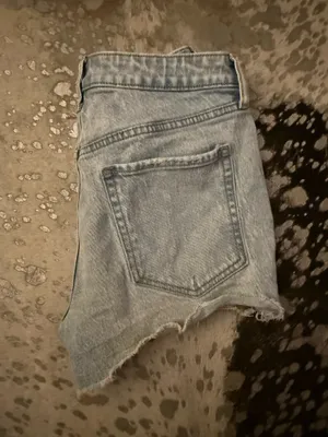 Old Navy Shorts Denim Distressed thumbnail 3