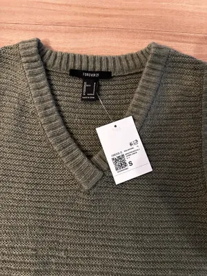 Forever 21 Sweater Vest Knit thumbnail 2
