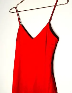Elliatt Women's Red Satin V-Neckline Sleeveless Satin Midi Dress Size XS thumbnail 15