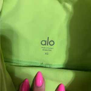 ALO Yoga Green Biker Shorts thumbnail 3