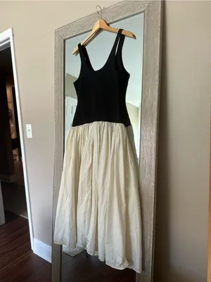 Future Collective Sleeveless Black And Ivory Drop Waist Midi Dress NWT Small thumbnail 2