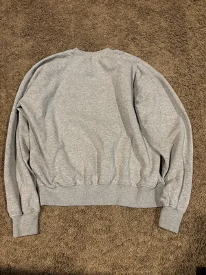 Brandy Melville Crewneck thumbnail 4