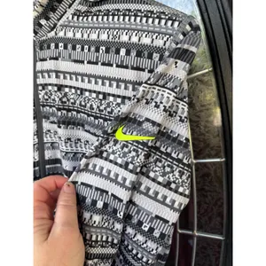 Nike Pro Dri-FIT women Large Black White Pixel Geometric Quarter-Zip Pullover thumbnail 3