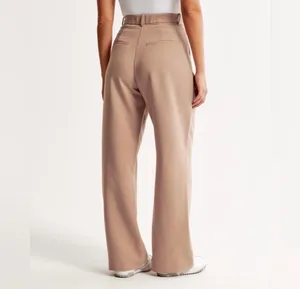 Abercrombie & Fitch Curve Love Sloane Tailored Pants in Tan thumbnail 2