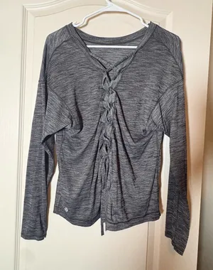 Lululemon Laced With Intent Long Sleeve. Excellent Condition. Medium Heathered thumbnail 1