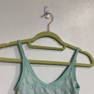 Urban Outfitters Out From Under Green Crop Camisole Sz XS thumbnail 3